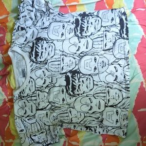 Marvel Avengers crop t-shirt
